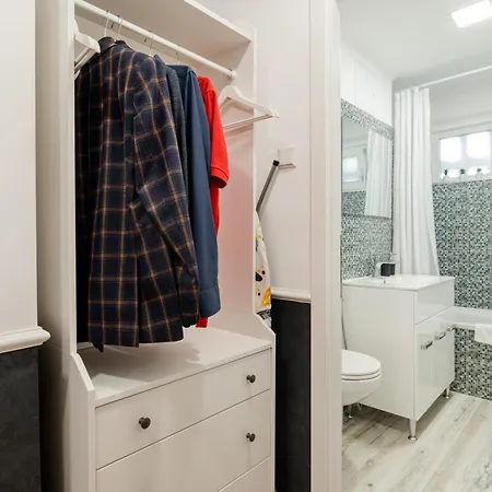 아파트 New Iorga3 Oldcity Selfcheckin 티미쇼아라